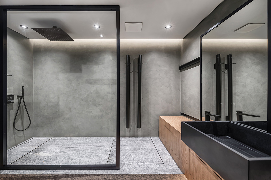 Smart Film for bathrooms showers and spa | Innoptec<sup>®</sup>
